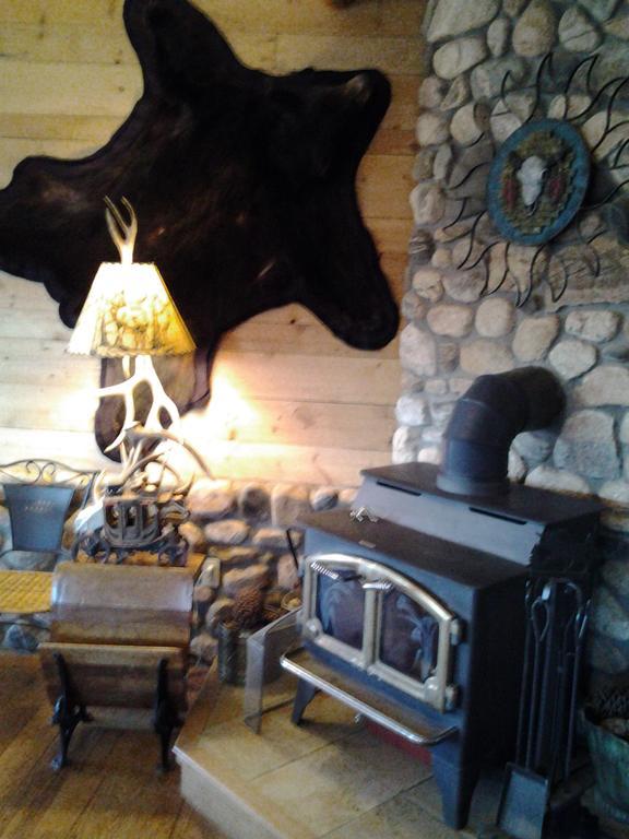 K3 Guest Ranch Hotel Cody Exterior photo