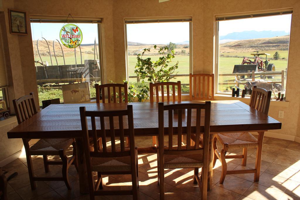 K3 Guest Ranch Hotel Cody Exterior photo