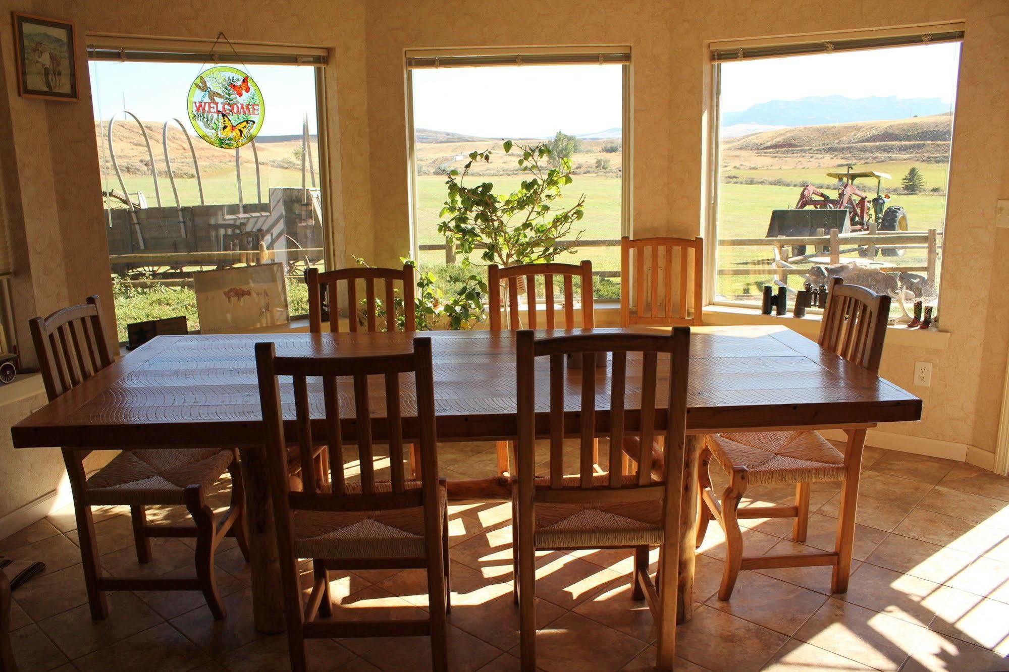 K3 Guest Ranch Hotel Cody Exterior photo