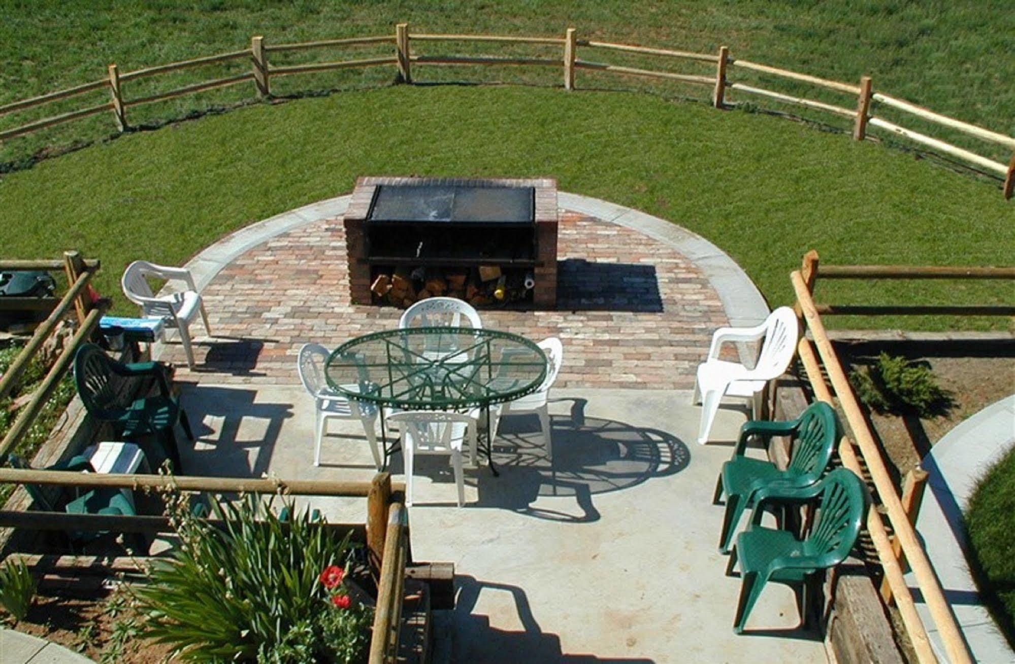 K3 Guest Ranch Hotel Cody Exterior photo