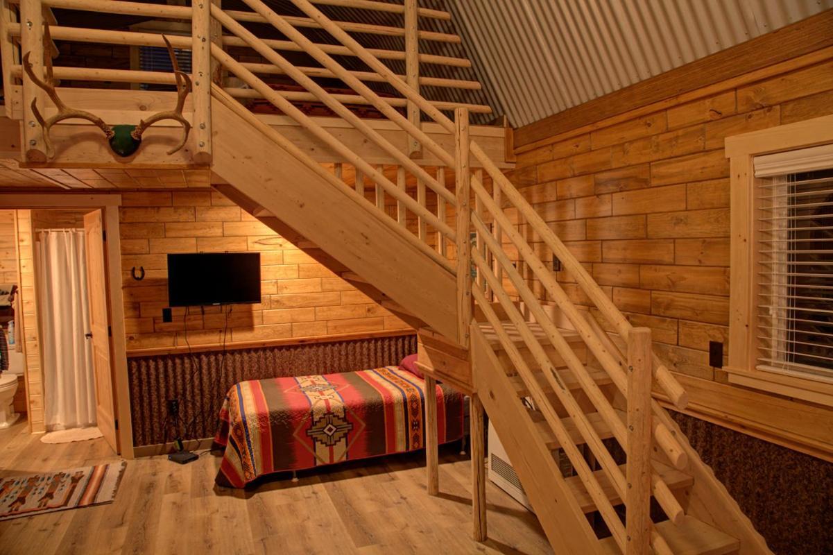K3 Guest Ranch Hotel Cody Exterior photo
